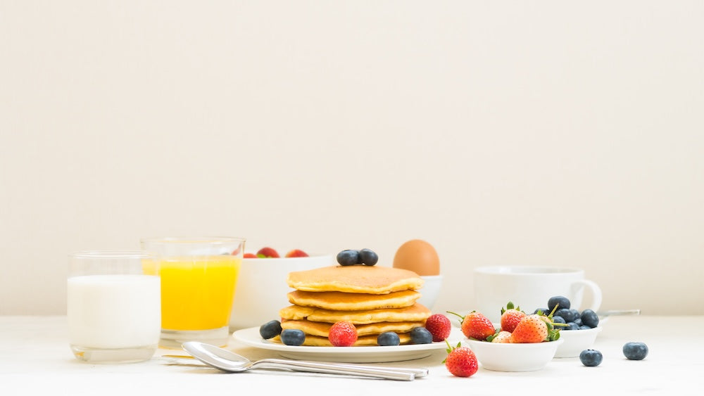 Petit-déjeuner tardif : un allié pour la glycémie ?